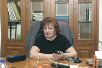 Διαχειριστικούς ελέγχους και «πόθεν έσχες» μητροπολιτών δρομολογεί η κυβέρνηση