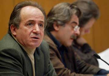 «Όχι» στην επιβάρυνση του ΙΚΑ με τις ασφαλιστικές υποχρεώσεις των τραπεζών λέει η ΓΣΕΕ