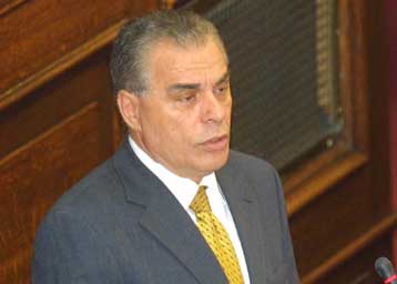 Κόντρα κυβέρνησης με το ΠΑΣΟΚ στη Βουλή για την πορεία της ανεργίας