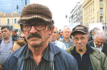 Από τα τέλη Μαρτίου ξεκινά η καταβολή των αναδρομικών από την αύξηση των συντάξεων