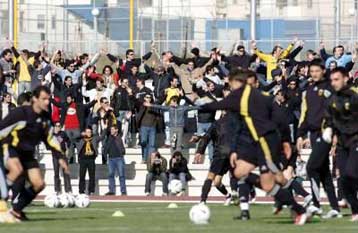 Απαντες παρόντες στο «στρατόπεδο» της ΑΕΚ για το ντέρμπι στο «Καραϊσκάκη»