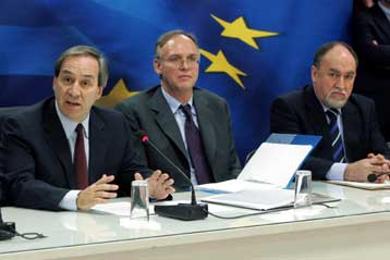 Αύξηση των αντικειμενικών αξιών των ακινήτων εντός του καλοκαιριού μελετά η κυβέρνηση