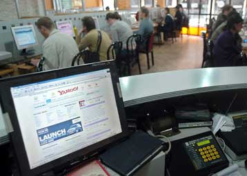 Στην 42η θέση πέφτει η Ελλάδα στην κατάταξη «δικτυακής ετοιμότητας» του WEF