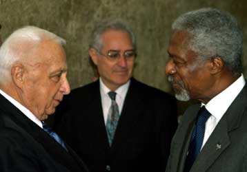 Επαφές Ανάν στη Μέση Ανατολή για ενδυνάμωση της ειρηνευτικής διαδικασίας