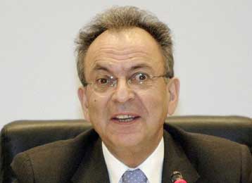 Για «ασκήσεις υπονόμευσης» της ΔΕΗ κάνει λόγο ο Δημήτρης Σιούφας