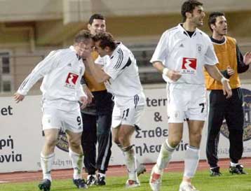 Με εκθέσατε, είπε ο Γούμενος στους παίκτες του ΠΑΟΚ και τους έδωσε 320.000 ευρώ