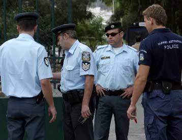 Ένας νεκρός από επιδρομή Κούρδων σε διαμέρισμα στο Περιστέρι