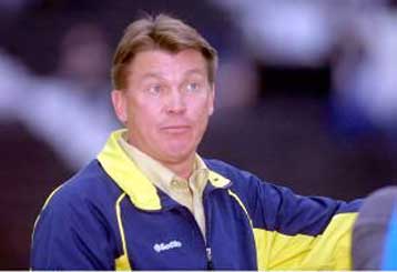 Παραιτήθηκε από τον πάγκο της Ουκρανίας ο Μπλαχίν λόγω της βουλευτικής ιδιότητός του