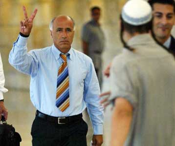 Nέα ποινική δίωξη εις βάρος του Ισραηλινού πυρηνικού επιστήμονα Μορντεχάι Βανούνου