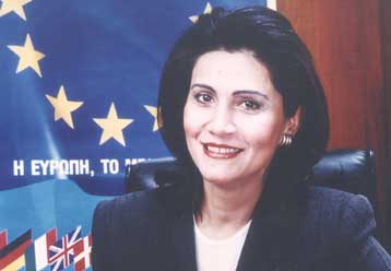 Τυπική κατά τη Ρ.Κράτσα η απειλή παραπομπής της Ελλάδας για την ασφάλεια των πτήσεων