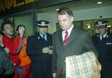 Αποθεωτική υποδοχή του Ολυμπιακού στο Ηράκλειο-Συνάντηση Μπάγεβιτς, Κουντούρη