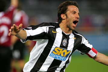 Ο Ντιελ Πιέρο διατήρησε την Γιουβέντους πρώτη, με την Μίλαν να δοκιμάζεται στη Ρώμη