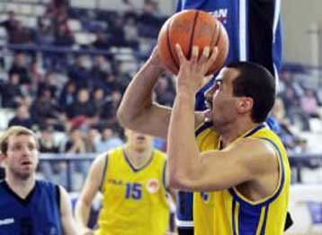 Βαριά ήττα του Ηλυσιακού στην Δράμα, μόνη στην κορυφή η Λάρισα