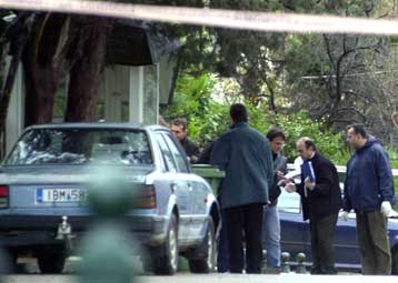 Τρεις νεαροί οι ύποπτοι για τη δολοφονία του ειδικού φρουρού