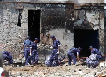 Επίθεση αυτοκτονίας σε θέατρο του Κατάρ με ένα Βρετανό νεκρό και 12 τραυματίες