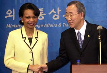 Μήνυμα Ράις προς Ευρωπαίους για το ενδεχόμενο πώλησης όπλων στην Κίνα