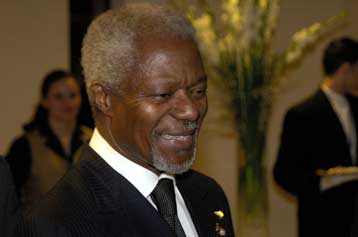 Όρους και προϋποθέσεις για την προσφυγή στη βία προτείνει στον ΟΗΕ ο Κ.Ανάν