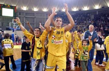 Ο Κόλινς οδήγησε τον Αρη σε νίκη επί της ΑΕΚ, ο Απόλλωνας επικράτησε της ΜΕΝΤ