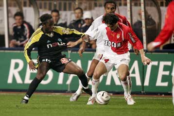 Αγκαλιά με τον τίτλο η Λιόν, με την ευγενική προσφορά της Μαρσέιγ