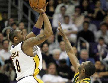 Μεγάλη νίκη για τους Γουόριορς κόντρα στους Σακραμέντο Κινγκς