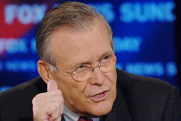 Στην Τουρκία ρίχνει ο Ντόναλντ Ράμσφλεντ το φταίξιμο για την ιρακινή αντίσταση