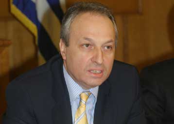 Μειώνονται οι εκτάσεις που καλλιεργούνται από μη επαγγελματίες αγρότες