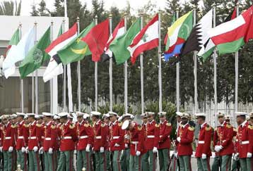 Με προσφορά ειρήνης προς το Ισραήλ η σύνοδος του Αραβικού Συνδέσμου στο Αλγέρι