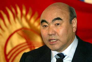 Απόπειρα πραξικοπήματος από «εγκληματίες» καταγγέλει ο πρόεδρος του Κιργιστάν
