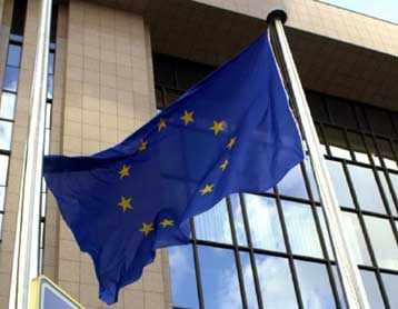 Υπόθεση της χώρας ο «βασικός μέτοχος», απαντούν στην Κομισιόν κυβερνητικές πηγές