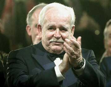 Σε εντατική μονάδα θεραπείας νοσηλεύεται ο πρίγκιπας Ρενιέ του Μονακό