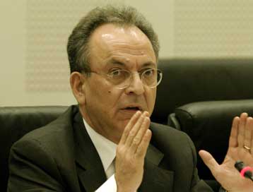 Δεν είμαστε θαυματοποιοί, λέει για τις τιμές των καυσίμων ο Δ.Σιούφας