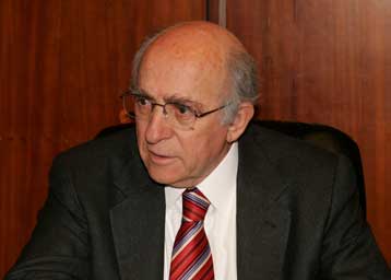 Το νόμο Σουφλιά δείχνουν κοινοτικοί παράγοντες ως λύση στο θέμα του «βασικού μετόχου»