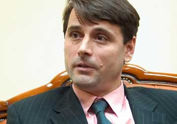 Ο Μπαϊράμ Κοσούμι πρωθυπουργός στη μεταβατική κυβέρνηση του Κοσσυφοπεδίου