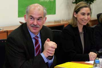 Σκληρή κριτική του Γ.Παπανδρέου στην κυβέρνηση για το θέμα του «βασικού μετόχου»