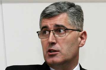 Αρνείται να παραιτηθεί από τη συλλογική προεδρία της Βοσνίας-Ερζεγοβίνης ο Ντ.Κόβιτς