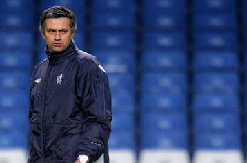 Κατηγορίες και εντός συνόρων αντιμετωπίζουν Τσέλσι, Μουρίνιο-Ο Ασλι Κόουλ η αιτία