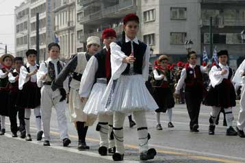 Η σημαία στον αριστούχο ανεξαρτήτως εάν είναι αλλοδαπός, υπενθυμίζει η Μ.Γιαννάκου