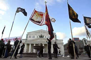 Οργάνωση νεολαίας προσκείμενη στον Πούτιν διαμαρτύρεται για παράσταση του Μπολσόι