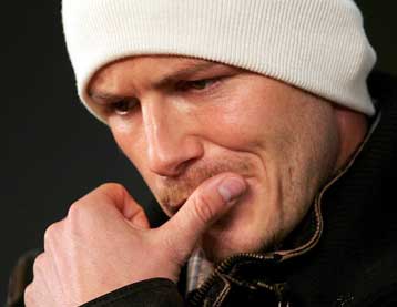 Σκέφτεται να φύγει από την Μαδρίτη ο Μπέκαμ λόγω των παπαράτσι