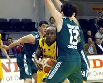 Συνέτριψε και κάλυψε τη διαφορά το Μαρούσι με το εκπληκτικό 75-55 επί του Παναθηναϊκού