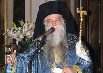 Επίθεση κατά Βαβύλη από μητροπολίτη Καλαβρύτων – Στάση αναμονής από Αρχιεπίσκοπο