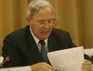 Πέντε μέτρα για την ανάπτυξη της οικονομίας προτείνει ο διοικητής της ΤτΕ