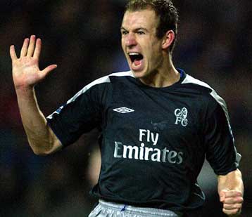 Δεν χάνει τη χρονιά αλλά μόνο το ματς με την Αρμενία ο Ρομπέν