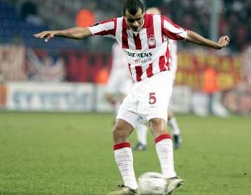 Επιστροφή με γκολ για Ριβάλντο, «φιλικό» 1-1 ο Ολυμπιακός με τον Εθνικό Αστέρα