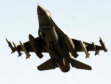 Με 40 αεροσκάφη το νέο τουρκικό μπαράζ παραβιάσεων στο Αιγαίο – Ανησυχία στο ΓΕΕΘΑ