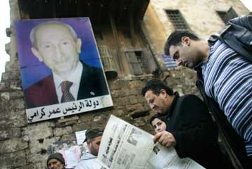 Καταθέτει την εντολή σχηματισμού λιβανικής κυβέρνησης και παραιτείται ο Ομάρ Καράμι