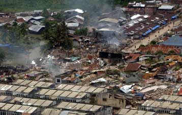 Ανθρωπιστική βοήθεια από ΕΕ και ΗΠΑ στην εκ νέου δοκιμαζόμενη Ινδονησία