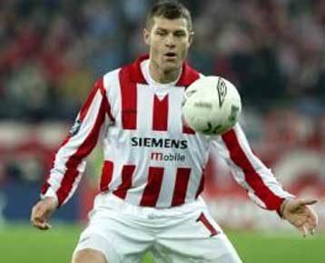 Θλάση στους κοιλιακούς ο Σούρερ, χάνει το ματς με τον Ιωνικό