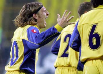 Η Ουκρανία 1-0 την Δανία, έχει ακόμα τον πρώτο λόγο-Στο παιχνίδι και η Τουρκία