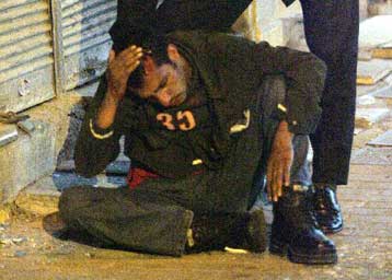 Επεισόδια σε Καραϊσκάκη και Εξάρχεια πριν και μετά τον αγώνα της εθνικής ποδοσφαίρου